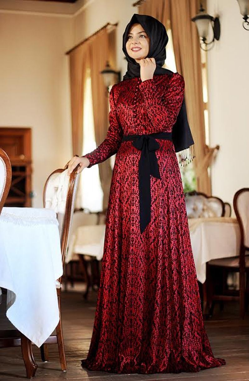 Pınar Şems yeni sezon tesettür elbise